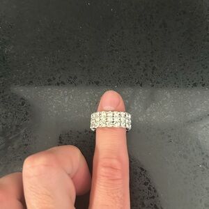 Woman’s Diamond Ring
